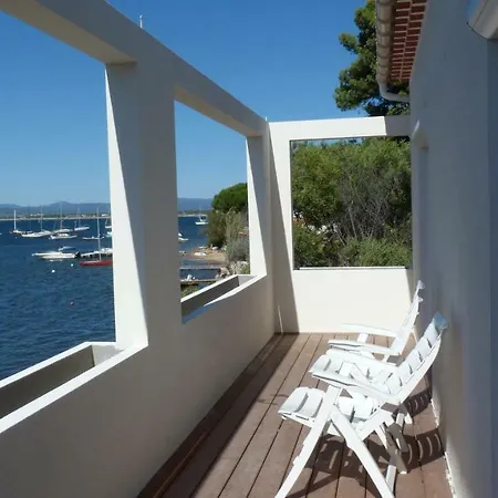 Villa Front De Acces Presqu'ile De Giens-sea And Mountain Pleasure Hyeres